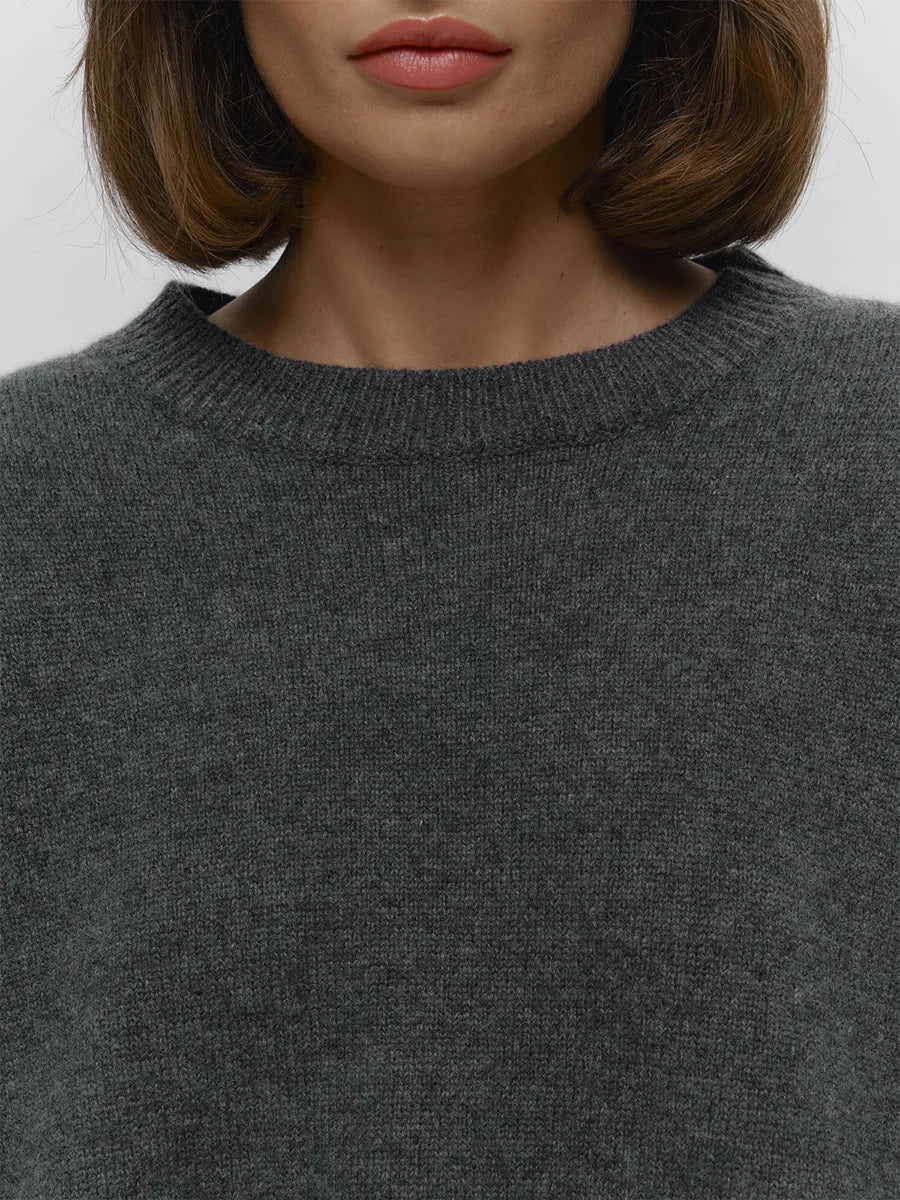 MAGLIONE OVERSIZE LAVORATO A MAGLIA