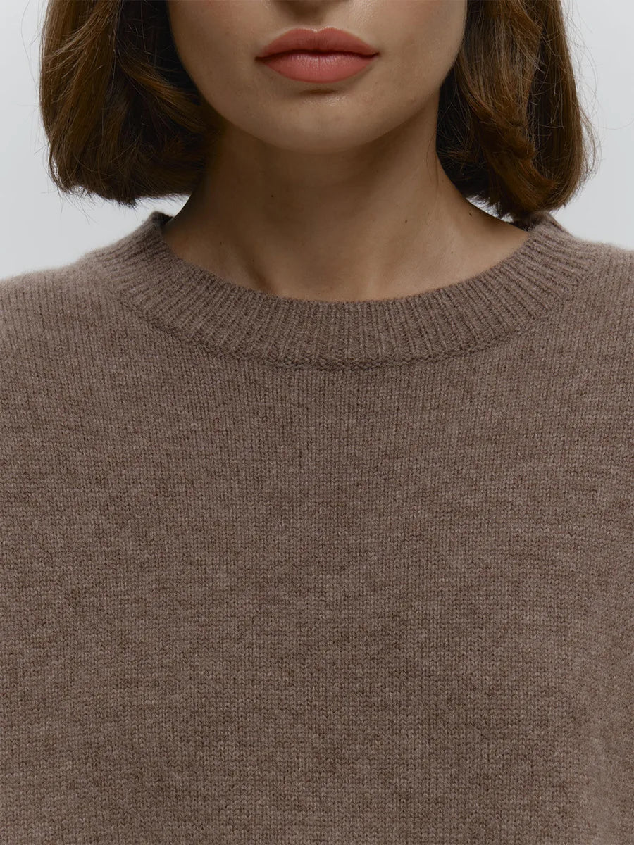 MAGLIONE OVERSIZE LAVORATO A MAGLIA