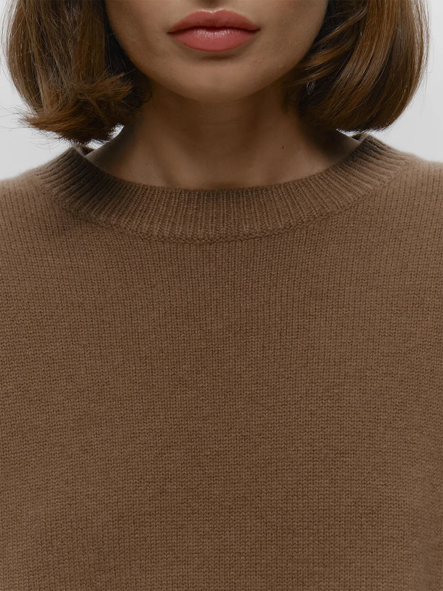 MAGLIONE OVERSIZE LAVORATO A MAGLIA